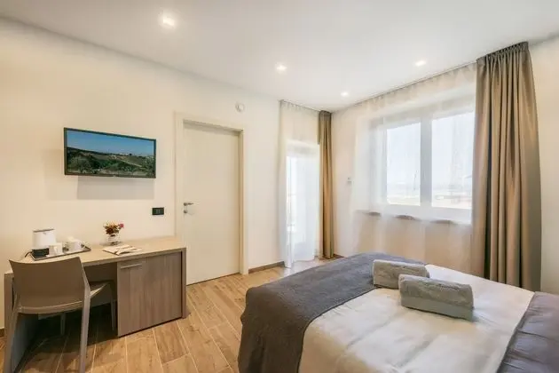 Tek Büyük Yataklı Oda