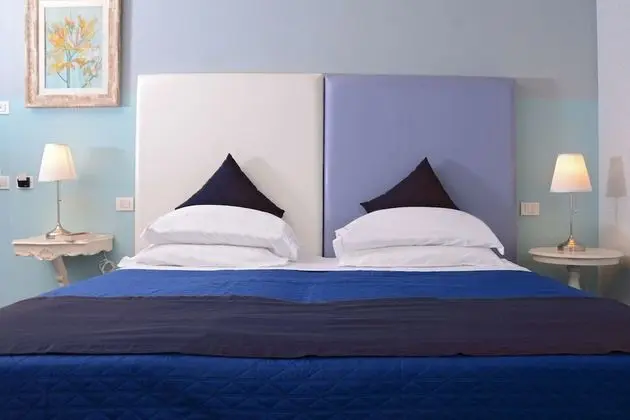 Tek Büyük veya İki Ayrı Yataklı Oda