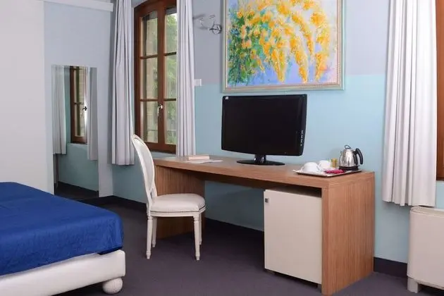 Tek Büyük veya İki Ayrı Yataklı Oda