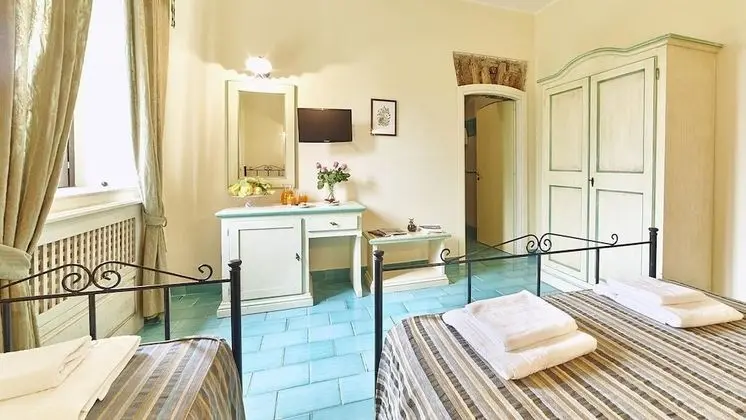 Family Oda, Bahçe Manzaralı