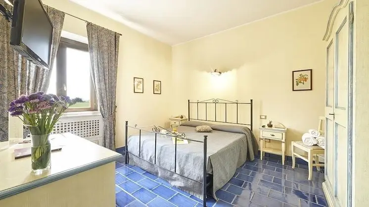 Tek Büyük Yataklı Oda, Bahçe Manzaralı