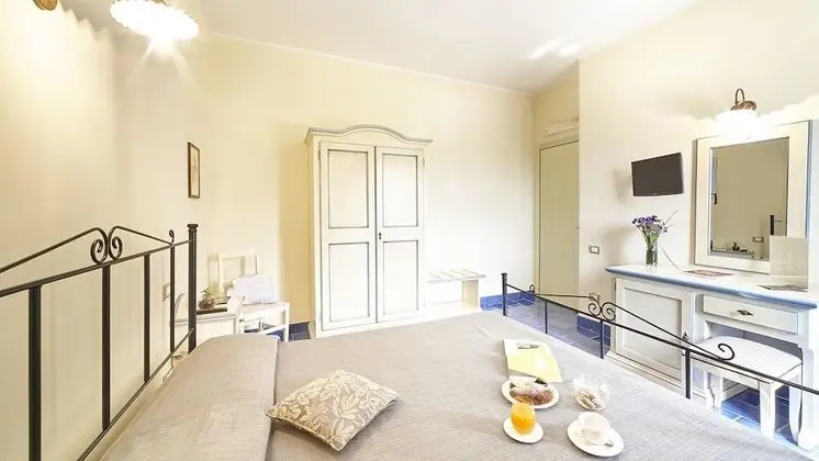 Tek Büyük Yataklı Oda, Bahçe Manzaralı