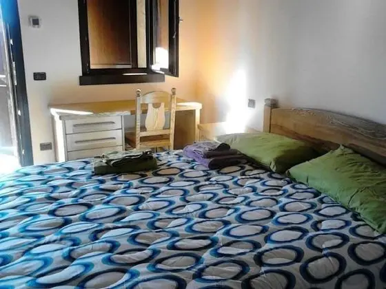 Tek Büyük Yataklı Oda, Balkon