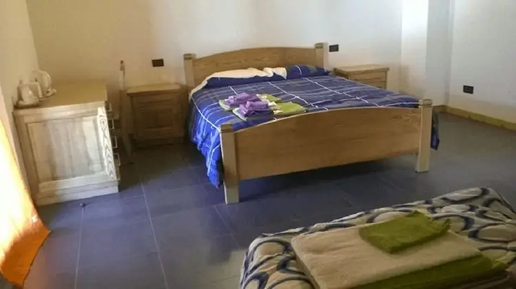 Üç Kişilik Oda, Birden Çok Yatak, Sigara İçilmez