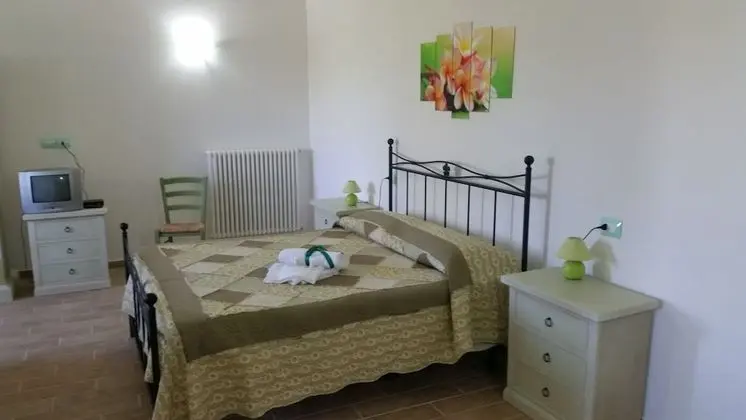Tek Büyük Yataklı Oda