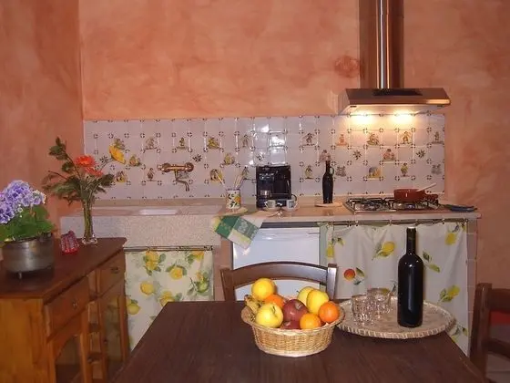 Apart Daire, 1 Yatak Odası, Küçük Mutfak, Zemin Kat