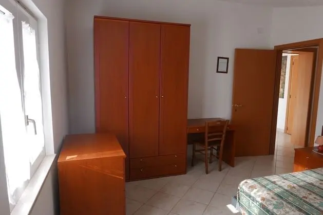 Tek Büyük veya İki Ayrı Yataklı Oda, Kule