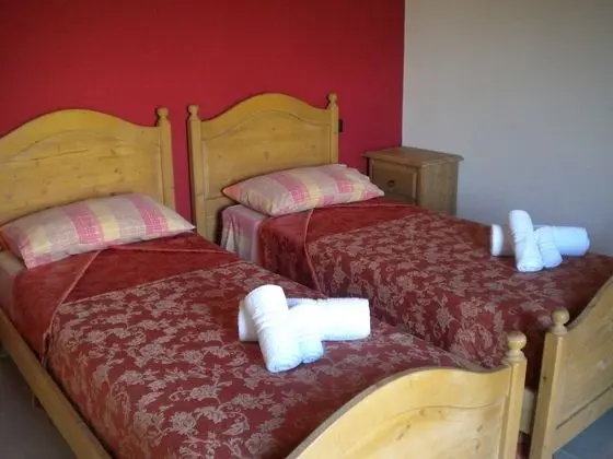 Tek Büyük veya İki Ayrı Yataklı Oda