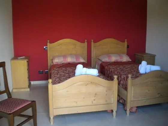 Tek Büyük veya İki Ayrı Yataklı Oda