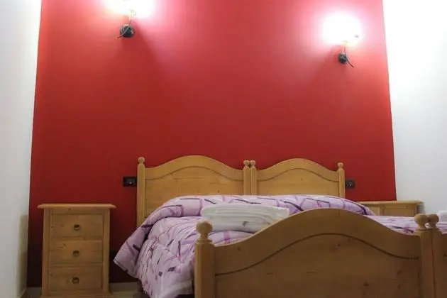 Tek Büyük veya İki Ayrı Yataklı Oda