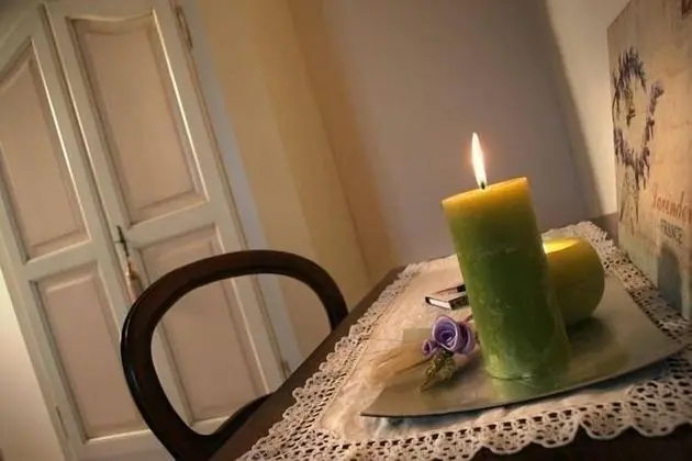 Tek Büyük Yataklı Oda