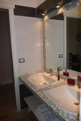 Dört Kişilik Oda, Balkon