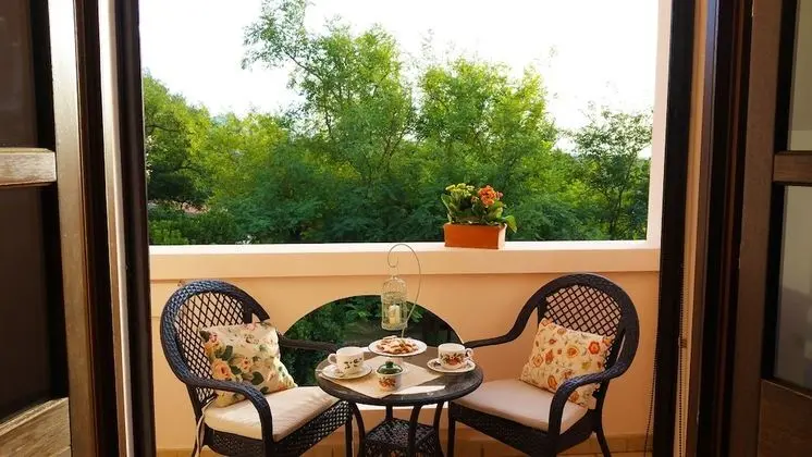 Comfort Tek Büyük Yataklı Oda