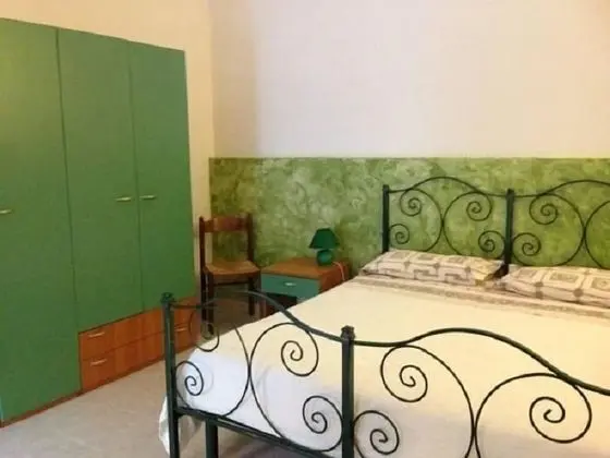 Üç Kişilik Oda