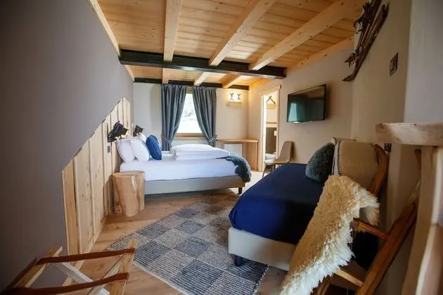 Luxury Üç Kişilik Oda, Dağ Manzaralı
