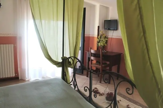 Classic Tek Büyük Yataklı Oda