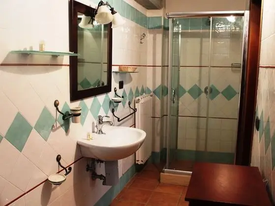 Classic Tek Büyük Yataklı Oda