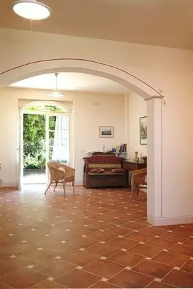 Apart Daire, 1 Yatak Odası, Mutfak, Zemin Kat