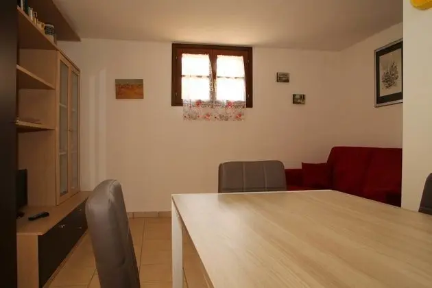 Classic Apart Daire, 1 Yatak Odası, Mutfak, Ek Bina (Basement)