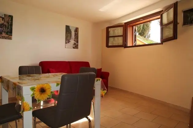 Classic Apart Daire, 1 Yatak Odası, Mutfak, Ek Bina (Basement)