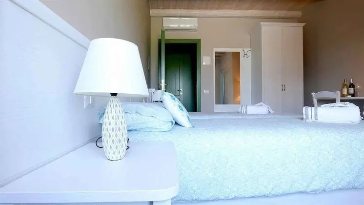 İki Ayrı Yataklı Oda, Bahçe Manzaralı