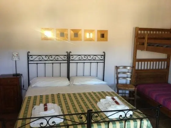 Dört Kişilik Oda