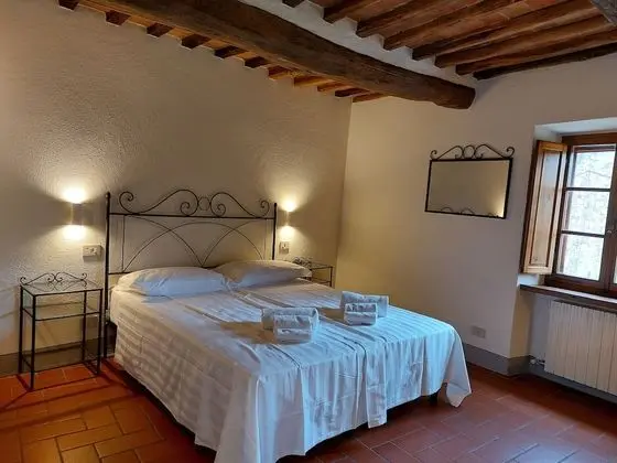 Classic Tek Büyük Yataklı Oda