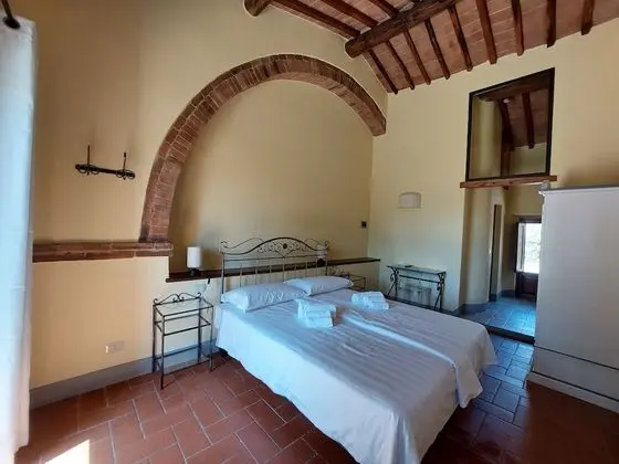 Comfort Tek Büyük Yataklı Oda