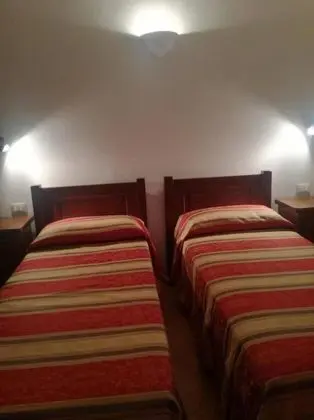 Classic Tek Büyük veya İki Ayrı Yataklı Oda