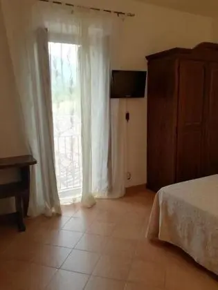 Classic Tek Büyük Yataklı Oda