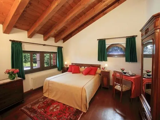 Comfort Tek Büyük Yataklı Oda, Tepe Manzaralı