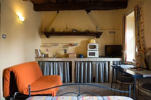 Stüdyo (La Stanza del Camino)