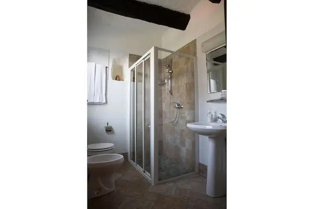 Stüdyo (La Taverna)