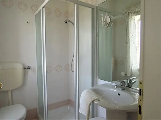 Apart Daire, 2 Yatak Odası, 2 Banyolu, Bahçe Manzaralı (Airone)