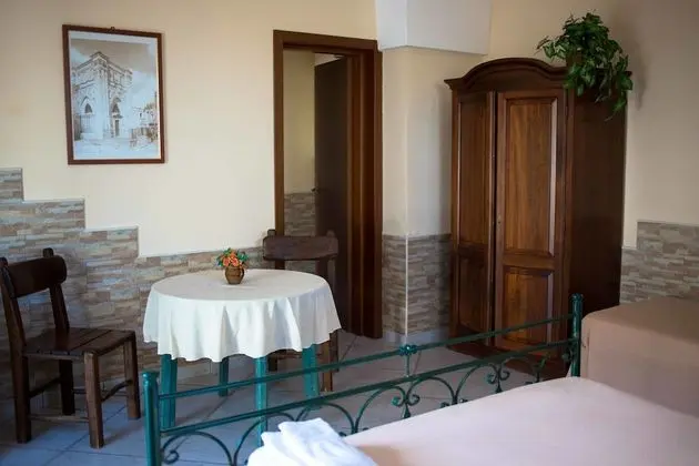 Standard Üç Kişilik Oda