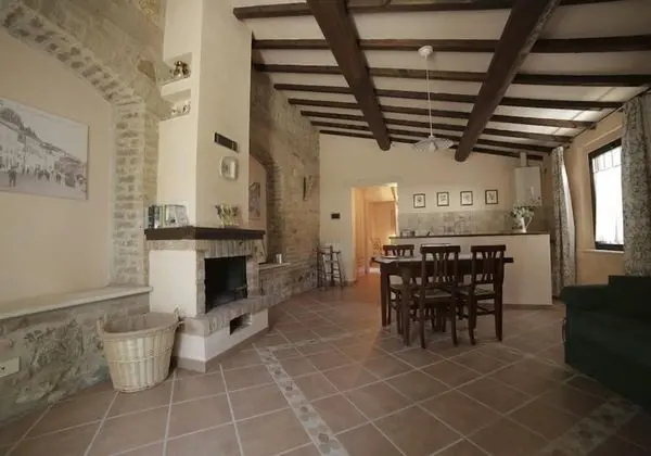 Apart Daire, Veranda