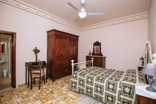 Tek Büyük Yataklı Oda (Glicine)