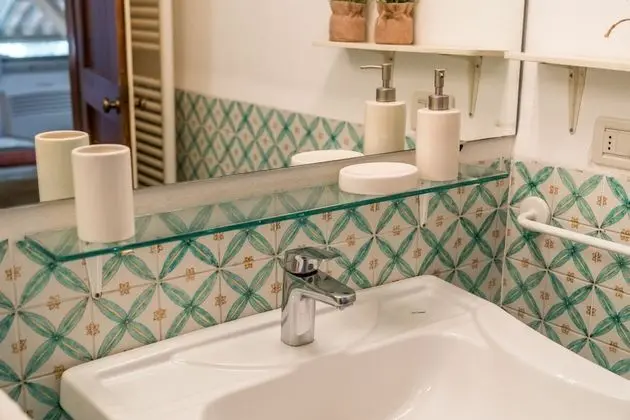 Classic Tek Büyük veya İki Ayrı Yataklı Oda