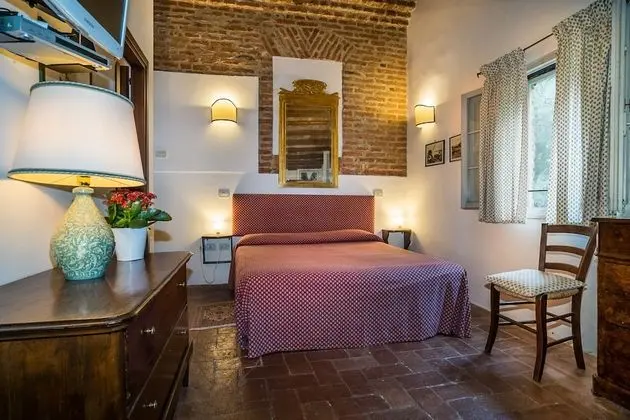 Comfort Tek Büyük veya İki Ayrı Yataklı Oda