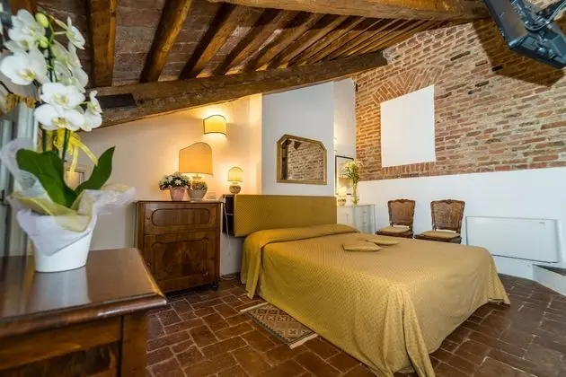 Comfort Tek Büyük veya İki Ayrı Yataklı Oda