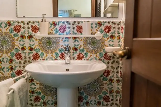 Comfort Tek Büyük veya İki Ayrı Yataklı Oda