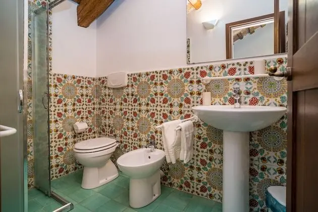 Comfort Tek Büyük veya İki Ayrı Yataklı Oda