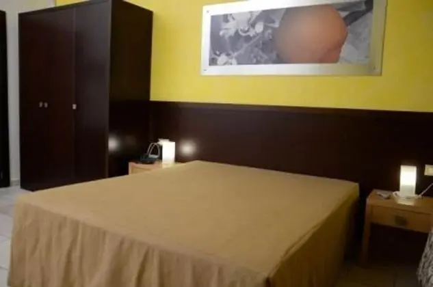 Standard Üç Kişilik Oda