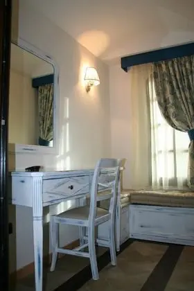 Classic Tek Büyük Yataklı Oda