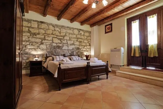 Tek Büyük Yataklı Oda