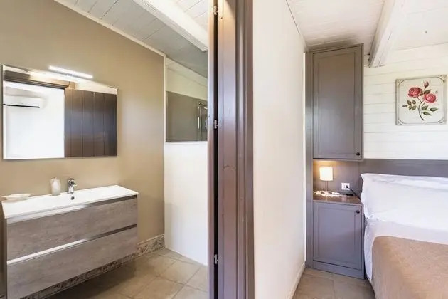 Matrimoniale Edificio Separato a 250 metri