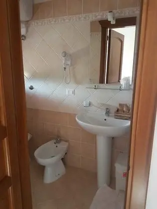 Dört Kişilik Oda, Bahçe Manzaralı