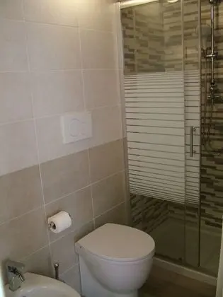 Comfort Tek Büyük Yataklı Oda, Bahçe Manzaralı