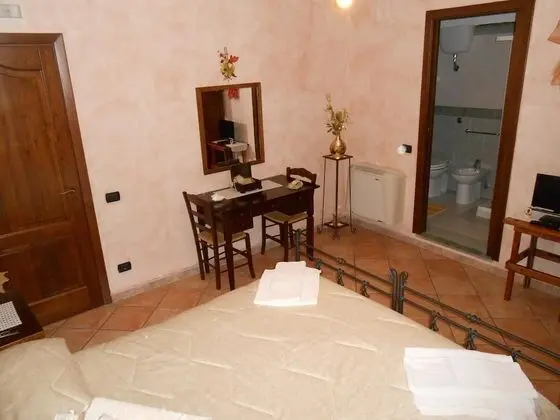 Tek Büyük Yataklı Oda