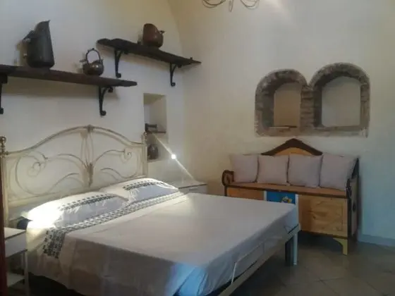 Comfort Üç Kişilik Oda (Rosa)